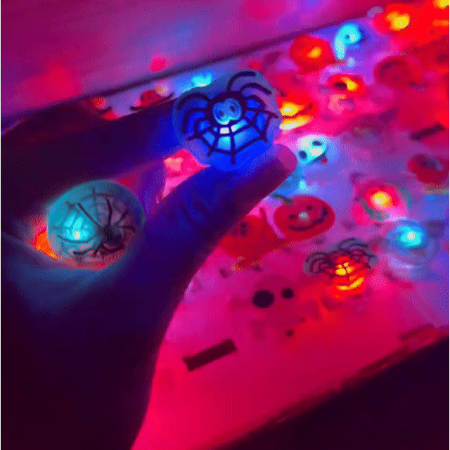 🔥Last Day 50% OFF🔥Halloween LED Glow Rings (50pcs set)